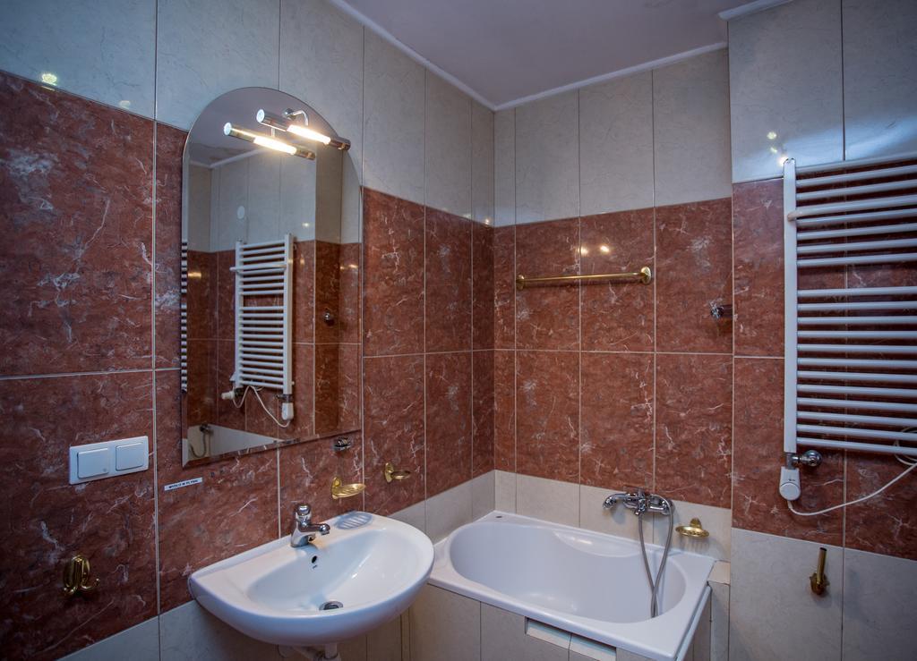 Hostel Florencja Vělička Exteriér fotografie