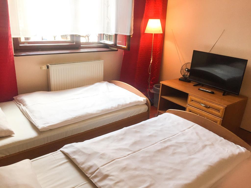 Hostel Florencja Vělička Exteriér fotografie